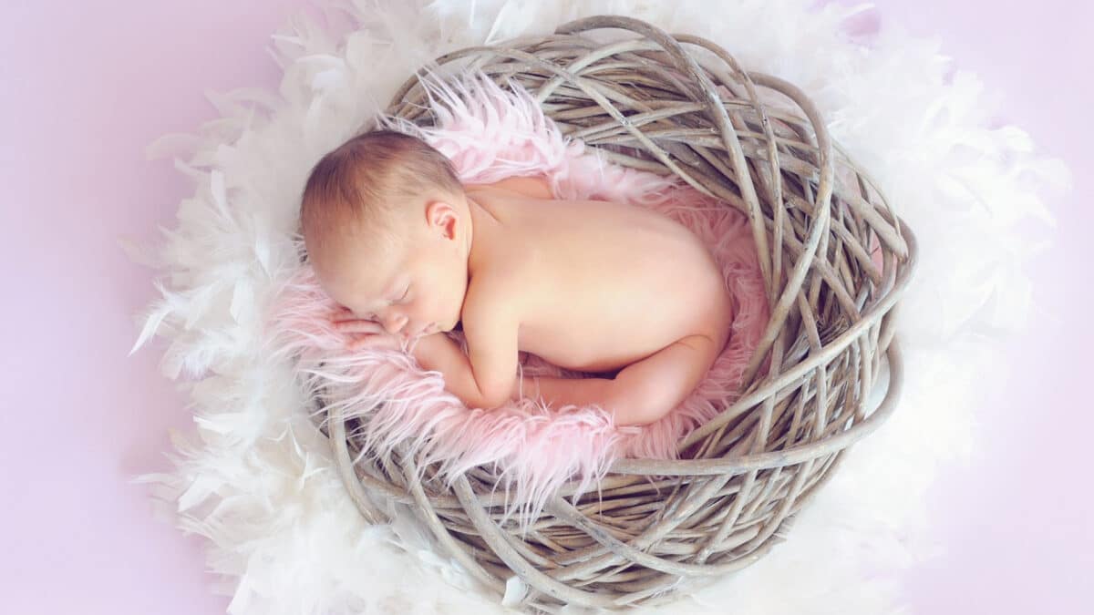 Faire-part de naissance, cartes et personnalisation : tout savoir pour annoncer l'heureux événement
