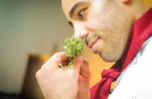 Mieux travailler en cuisine avec une table en inox